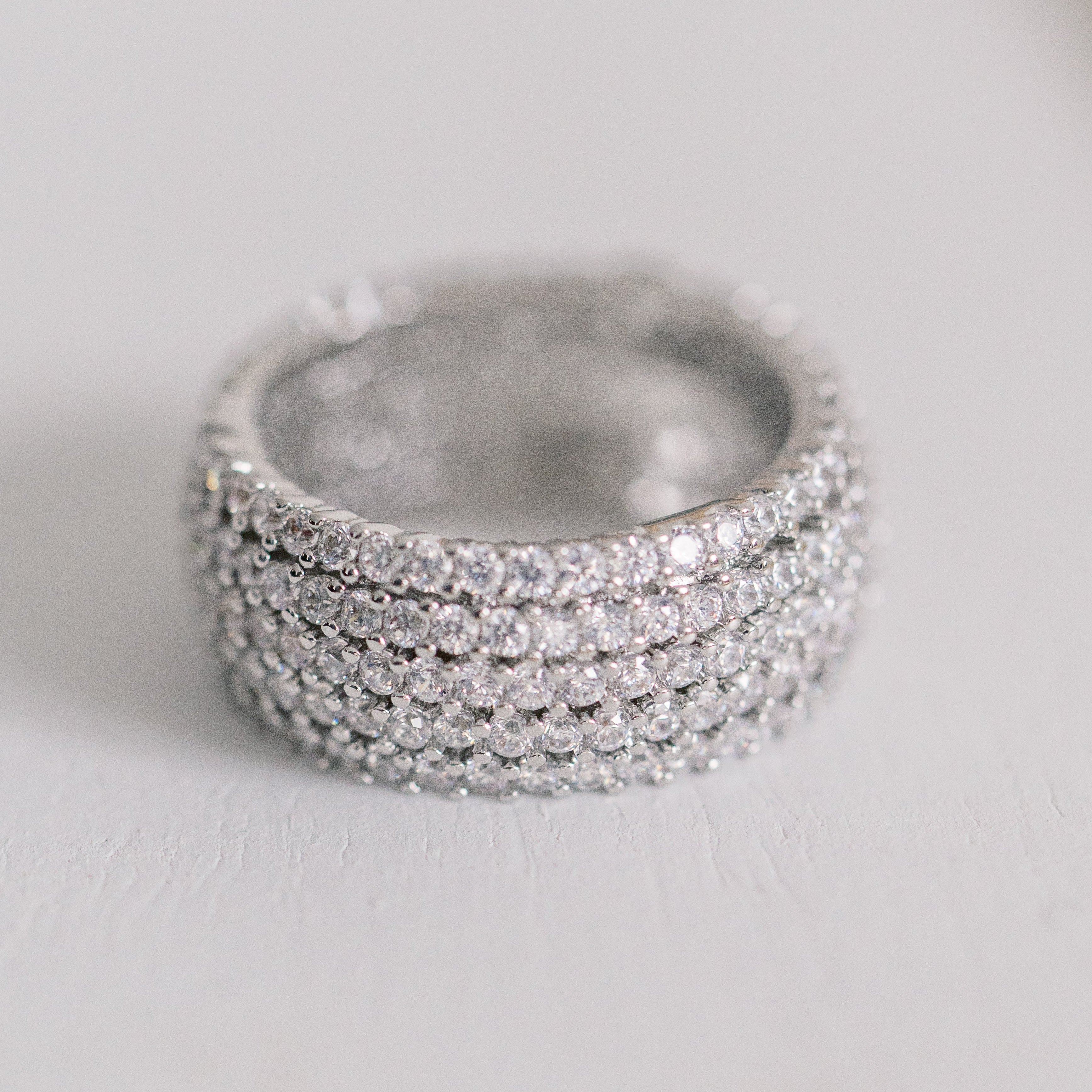 luxe pavé ring