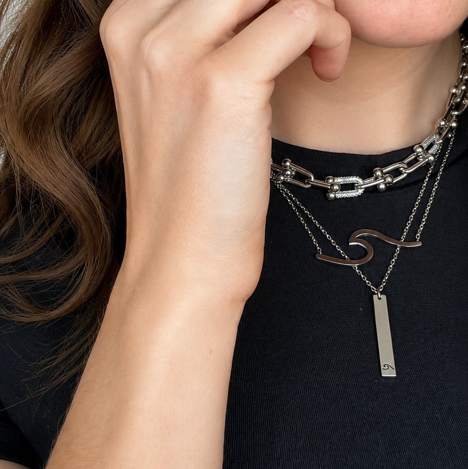 flow bar necklace