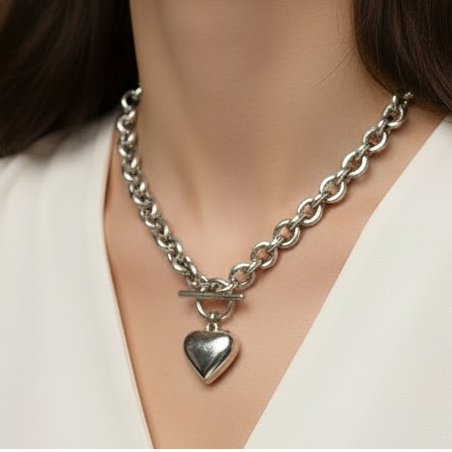 noah heart necklace