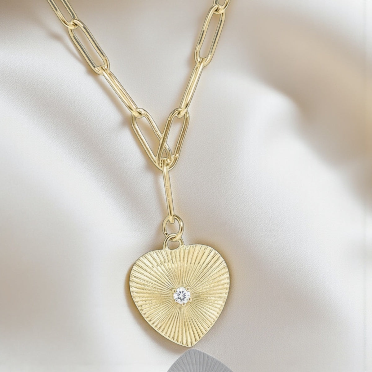 radiant sunburst heart