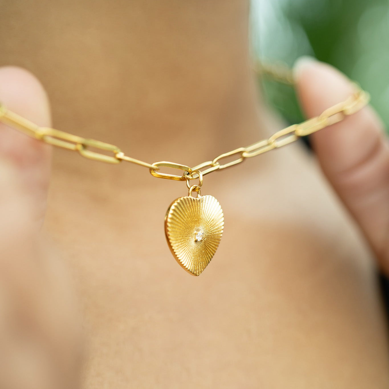 the radiant sunburst heart necklace