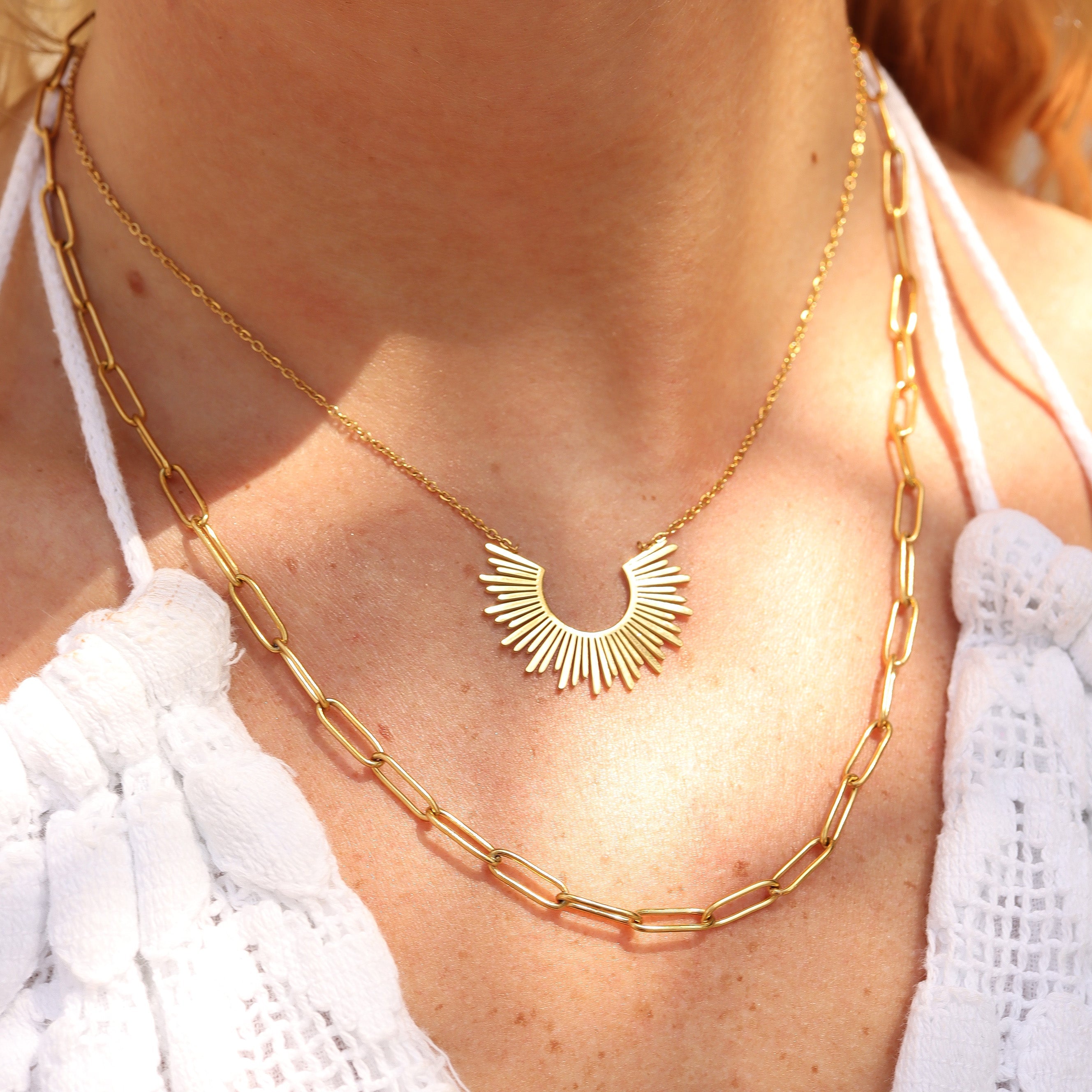 radiant layers necklace
