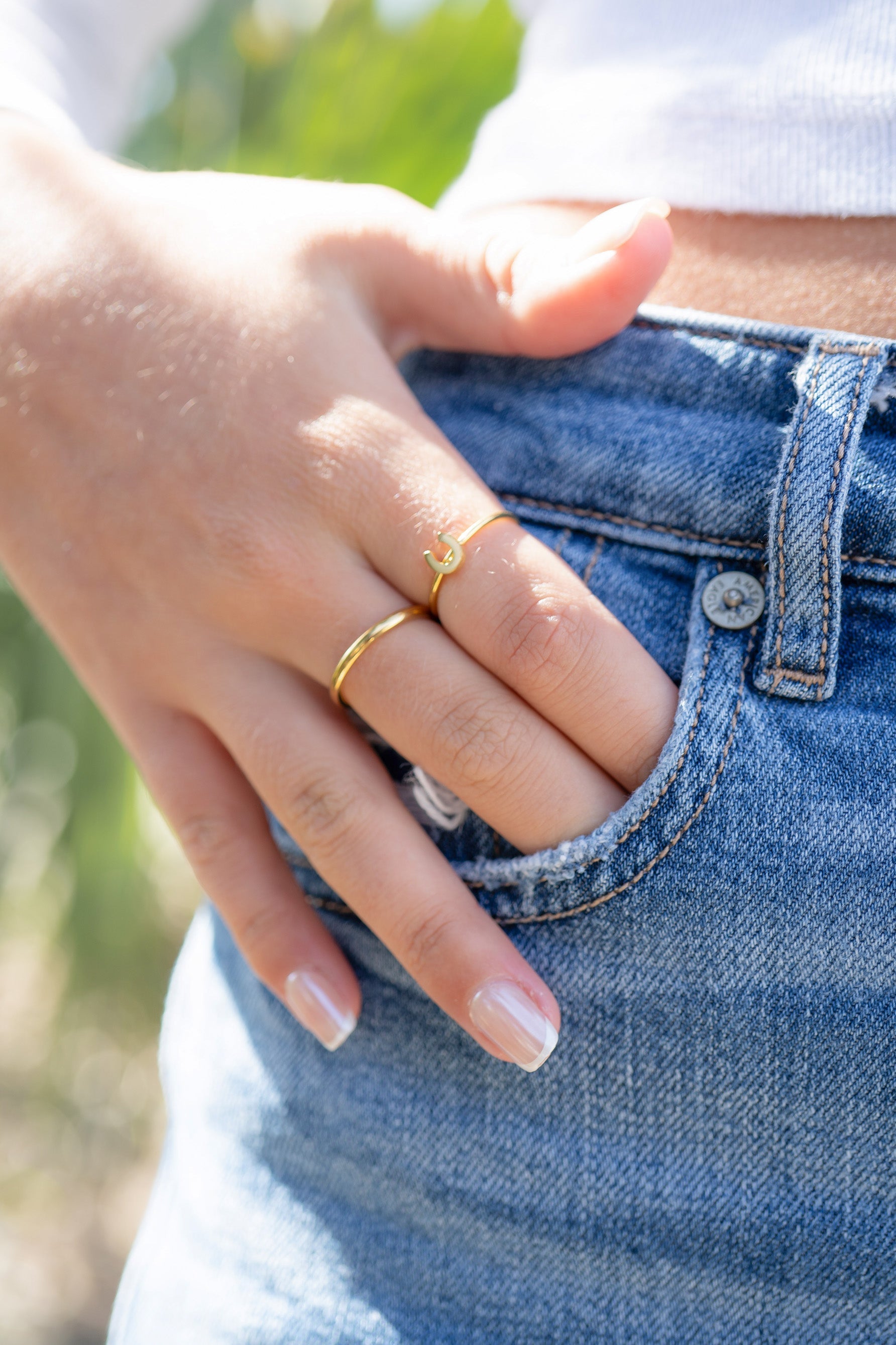 the lucky horseshoe ring