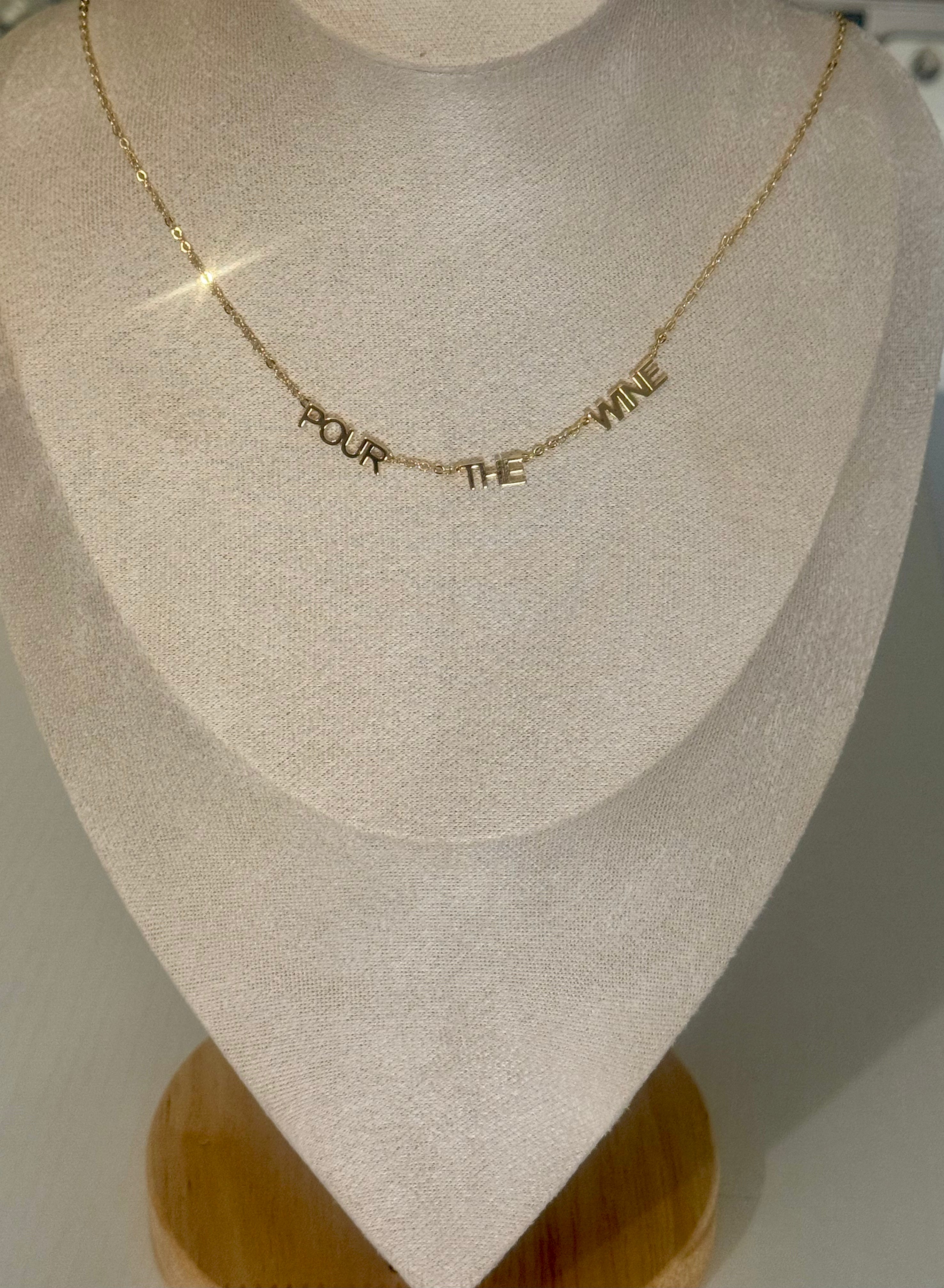 pour the wine necklace