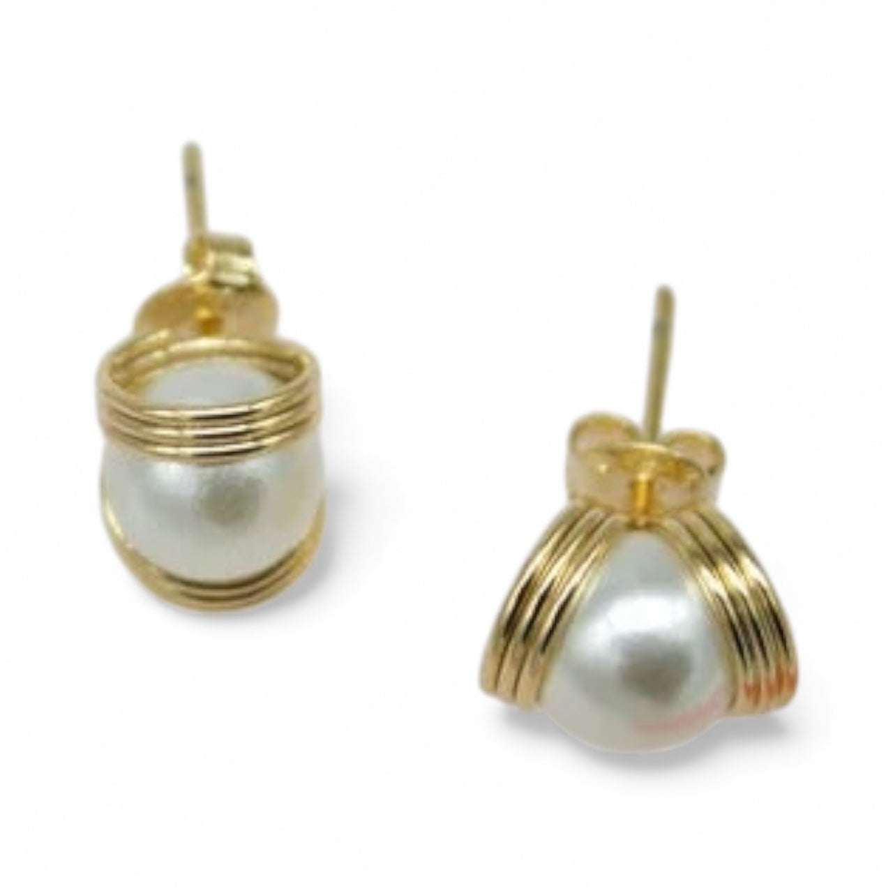 radiant pearl studs