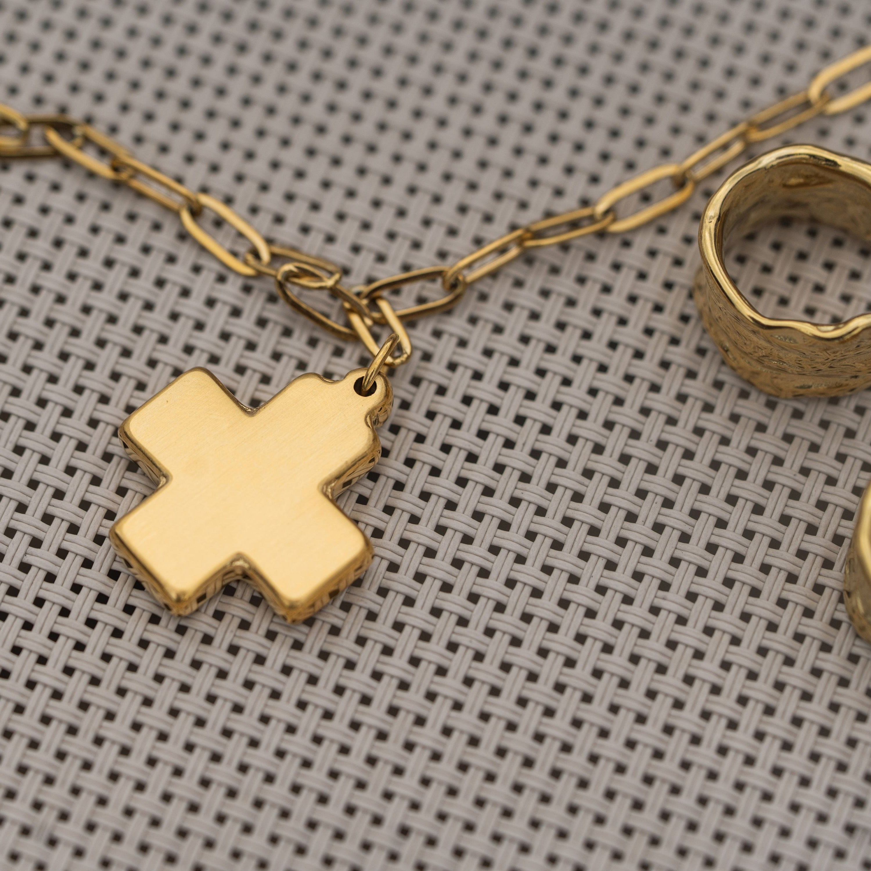 anchor cross