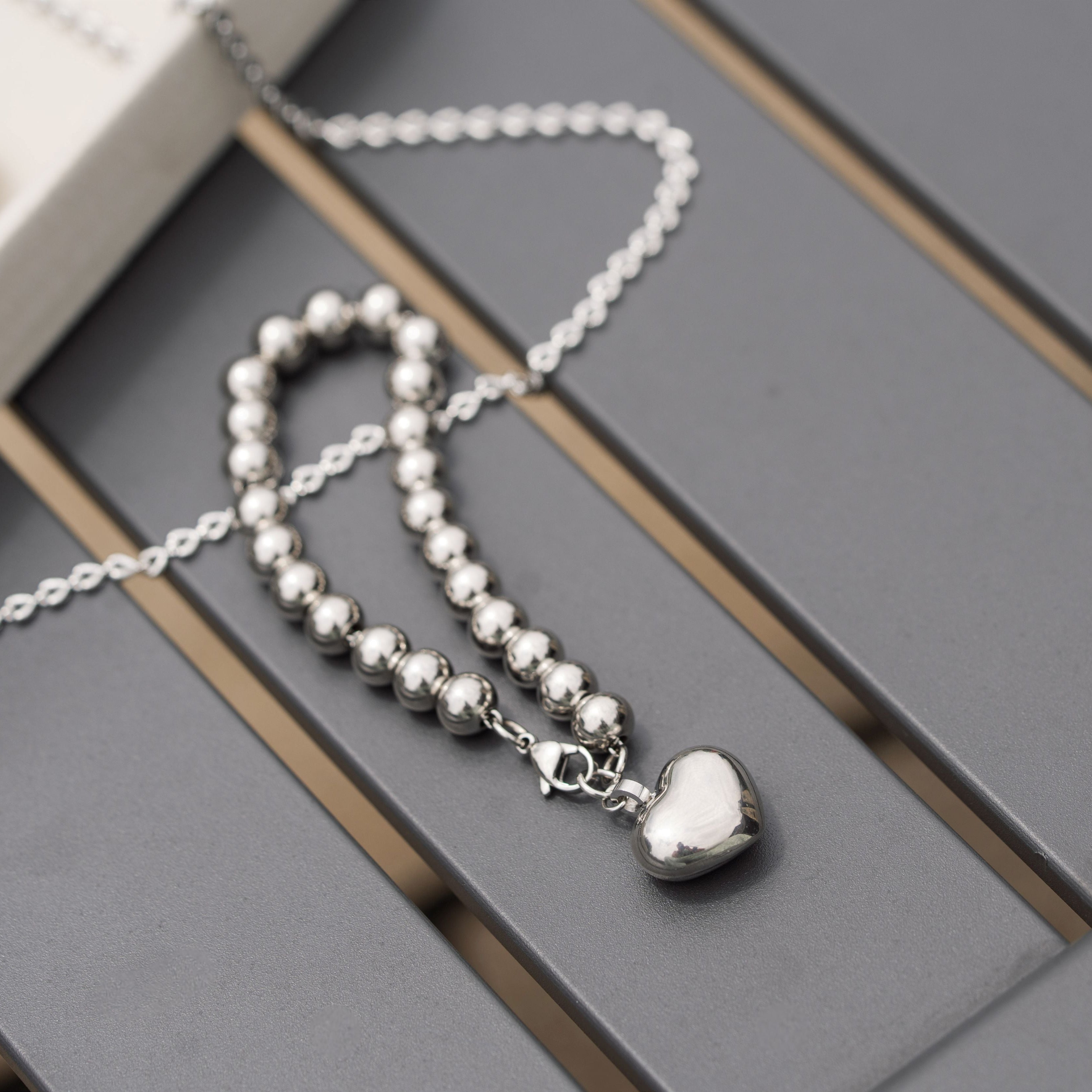 capri beaded heart bracelet