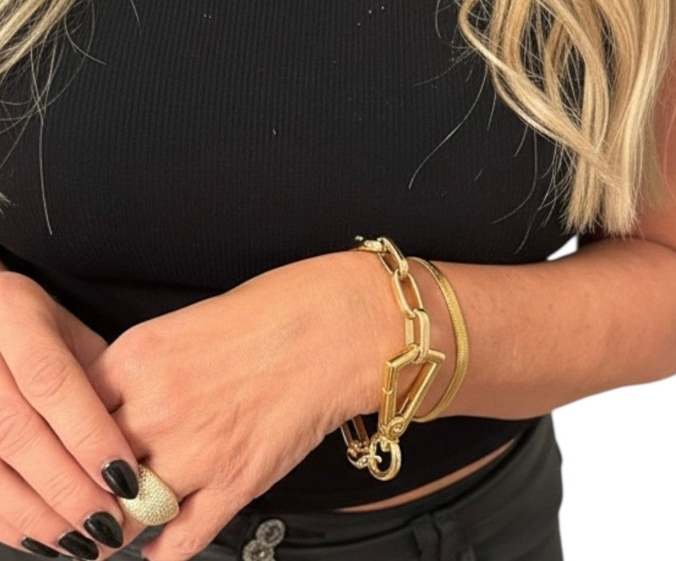 the command bracelet