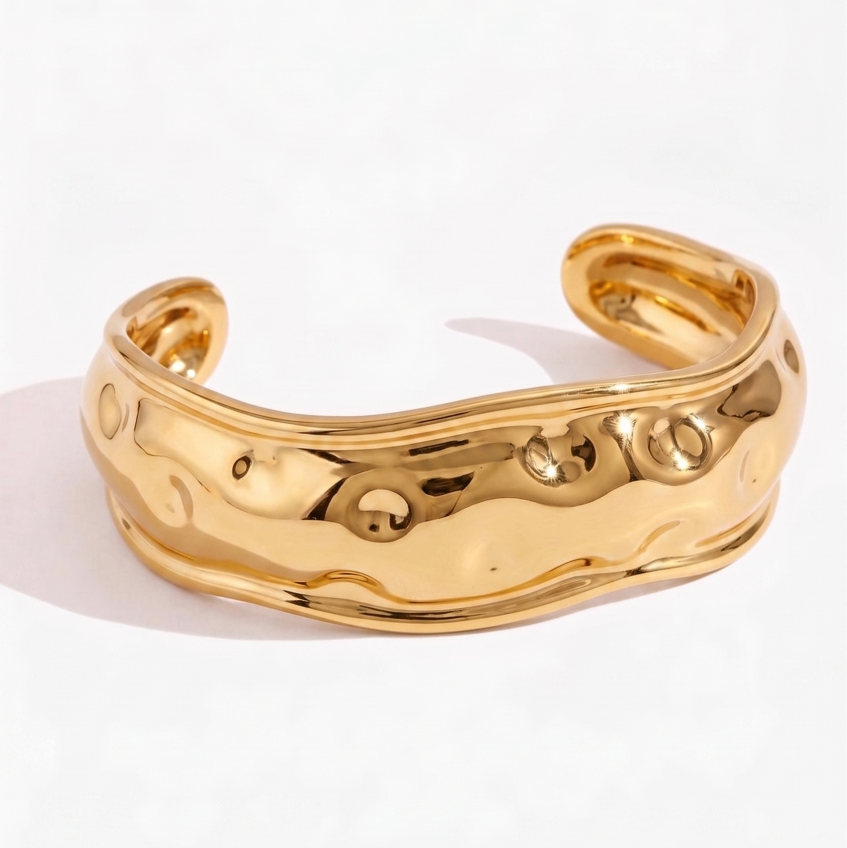 shoreline bracelet