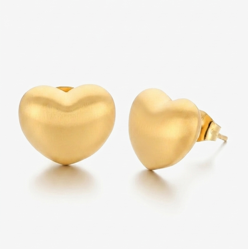 capri heart studs