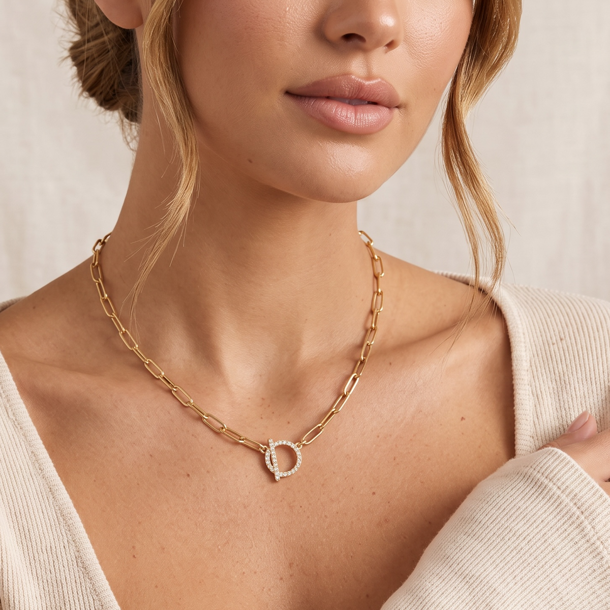 everyday strength toggle necklace