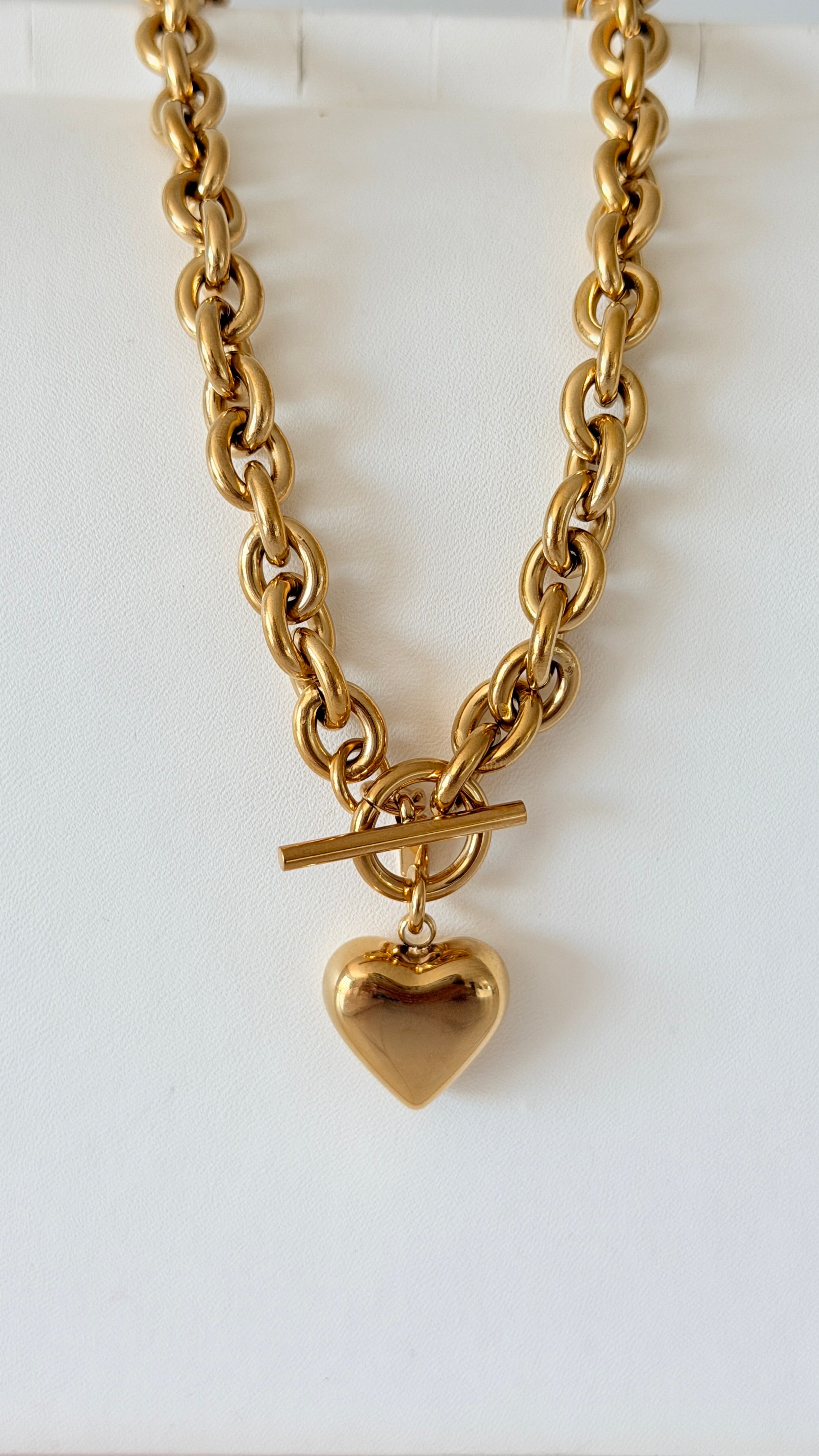 noah heart necklace