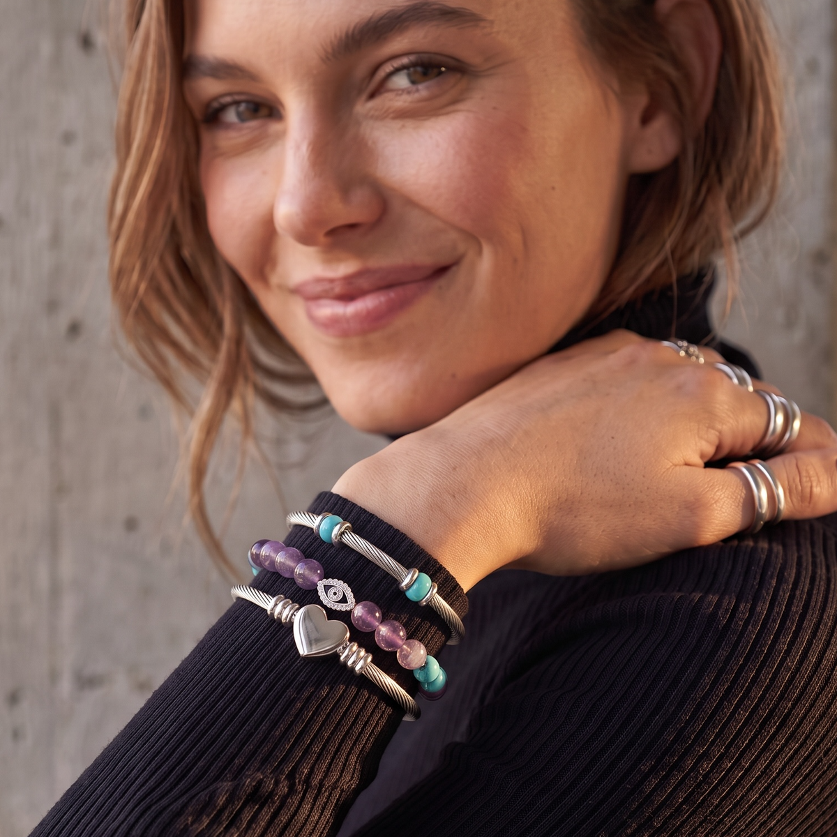 leni heart cuff