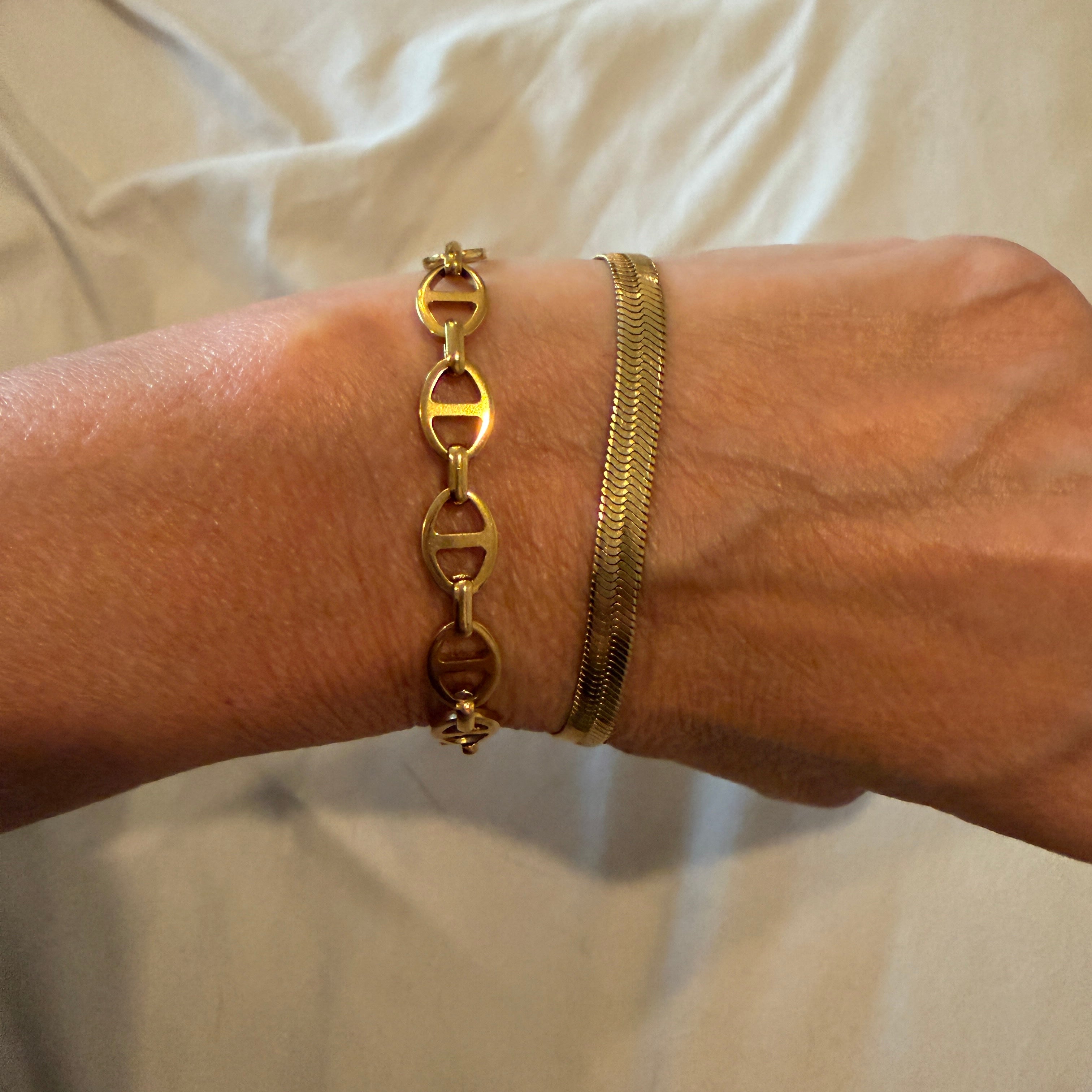 momentum bracelet