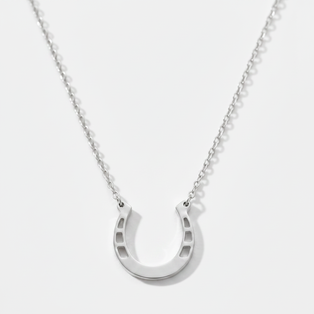Everly Necklace - Silver Version with Shadows